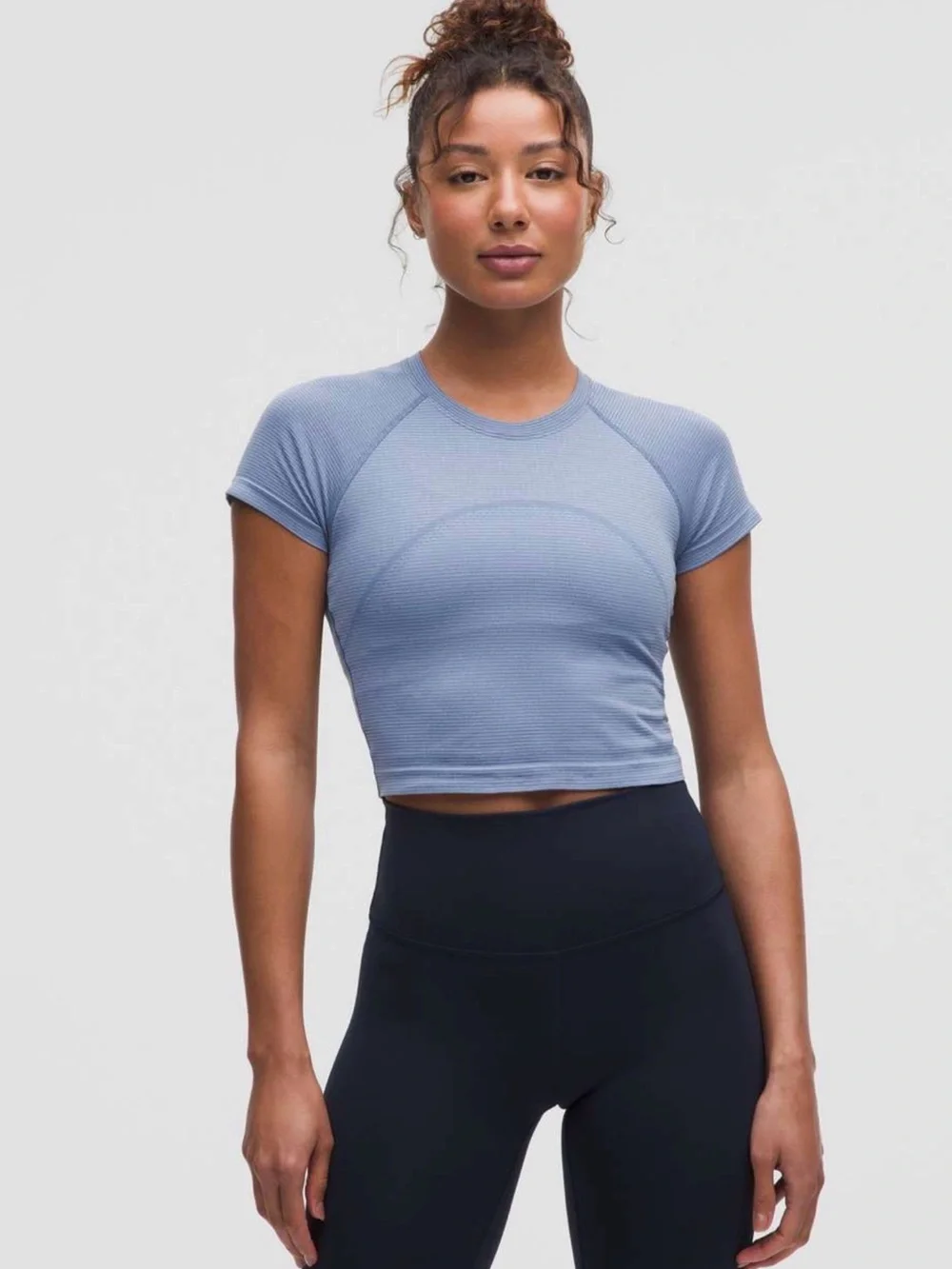 Lululemon Swiftly Tech Cropped Short-Sleeve Shirt 2.0 Size 8 Blue